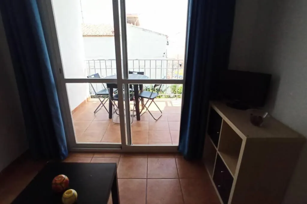 Apartamento AL3 - Piscina para 2-4 personas, aire y wifi Nerja