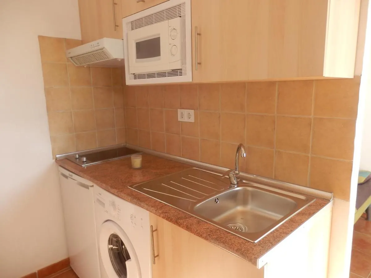 Apartamento AL3 - Piscina para 2-4 personas, aire y wifi Nerja