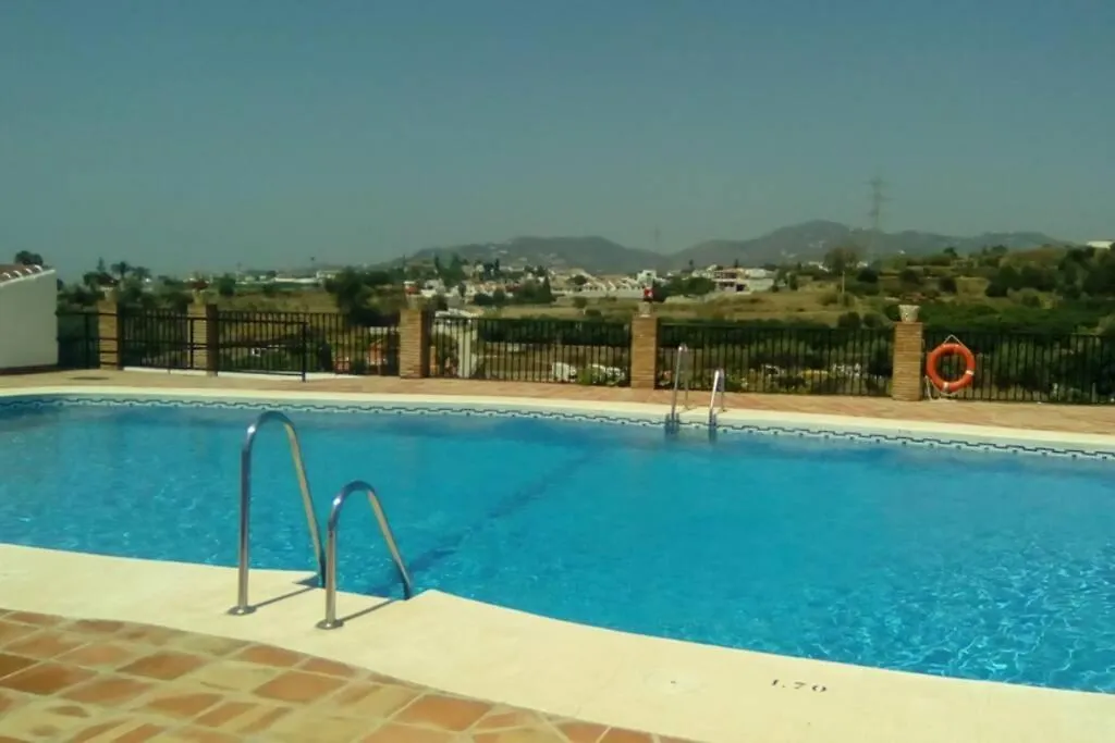 Apartamento Al3 - Piscina Para 2-4 Personas, Aire Y Wifi Nerja